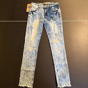 Women’s Acid Wash Distressed Skinny Jeans Size 5/6